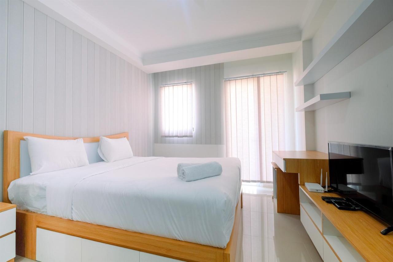 Modern And Simple Signature Park Grande By Travelio