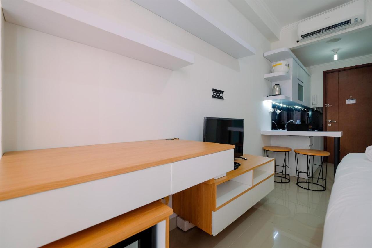 Modern And Simple Signature Park Grande By Travelio Appartement Jakarta